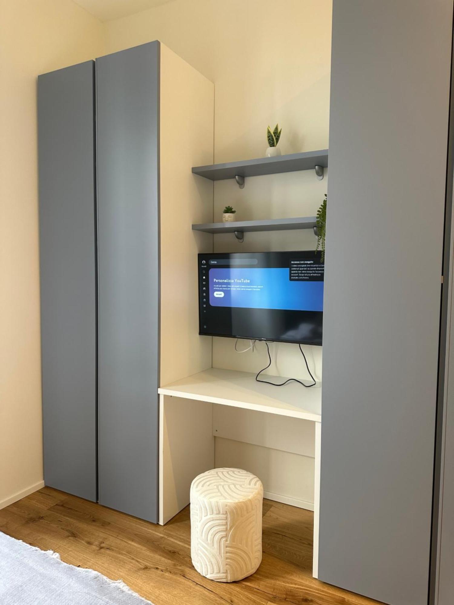Private Apartment With Wi-Fi Milano City Near Duomo Atena Exterior photo