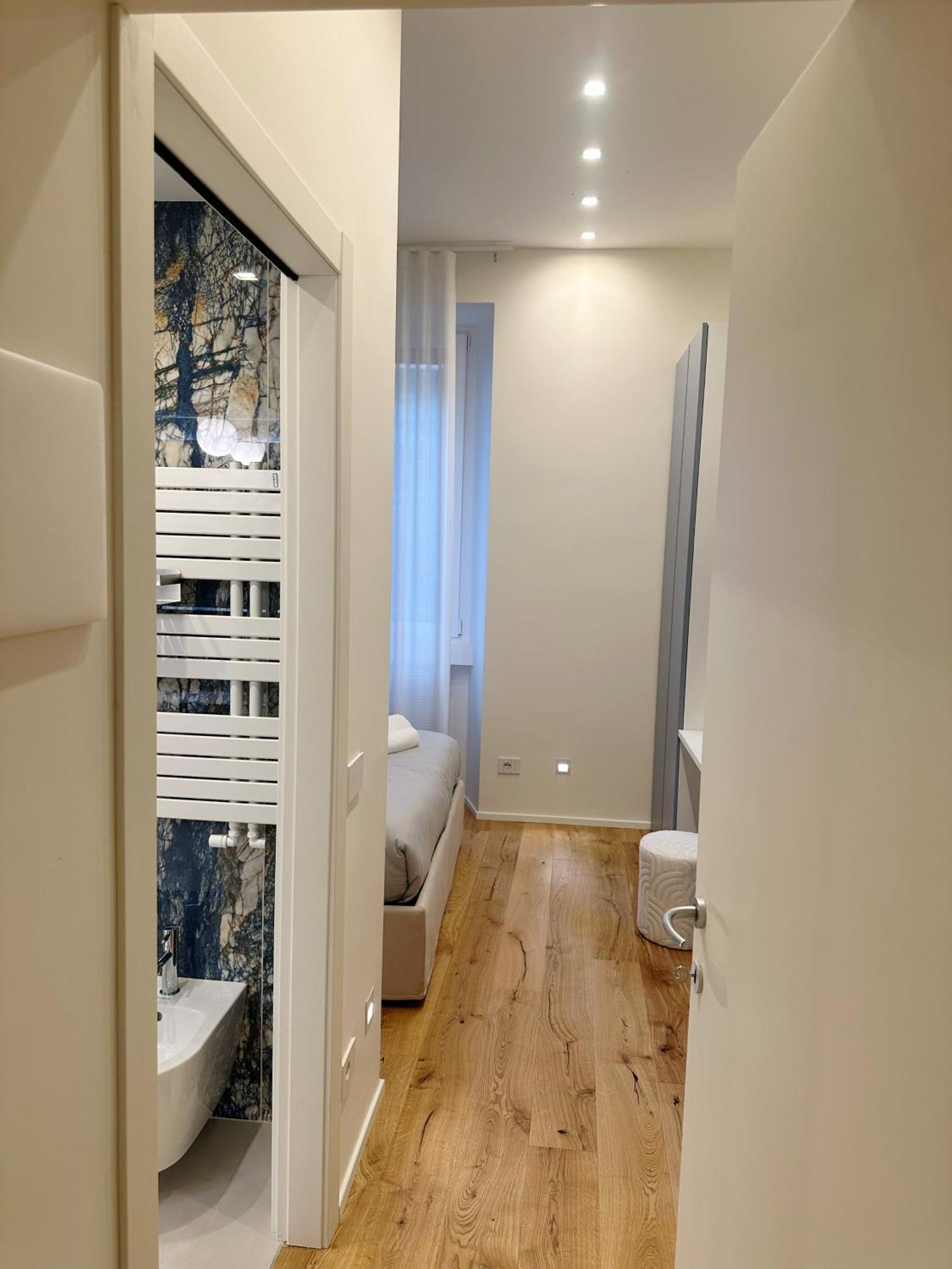 Private Apartment With Wi-Fi Milano City Near Duomo Atena Exterior photo